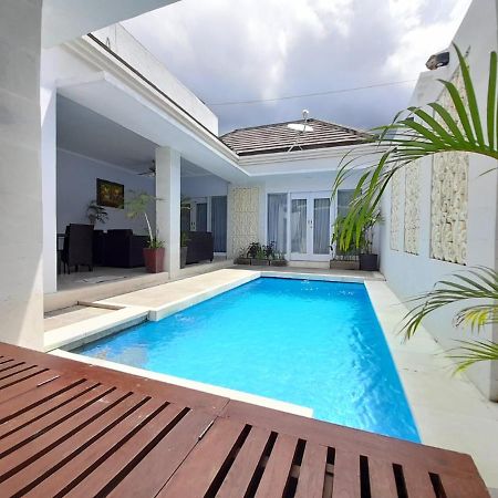 The Kayuputih Villa โลวินา ภายนอก รูปภาพ