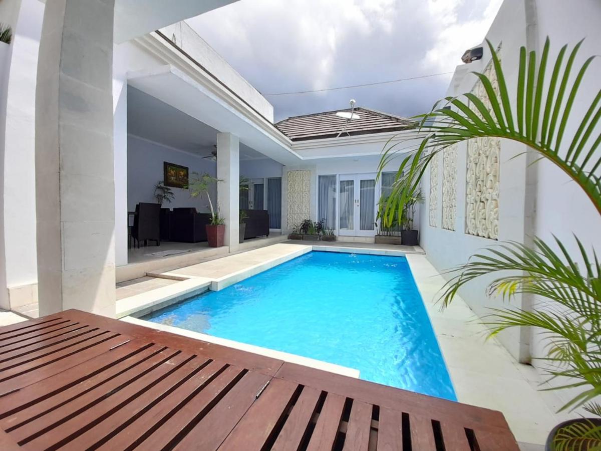 The Kayuputih Villa โลวินา ภายนอก รูปภาพ